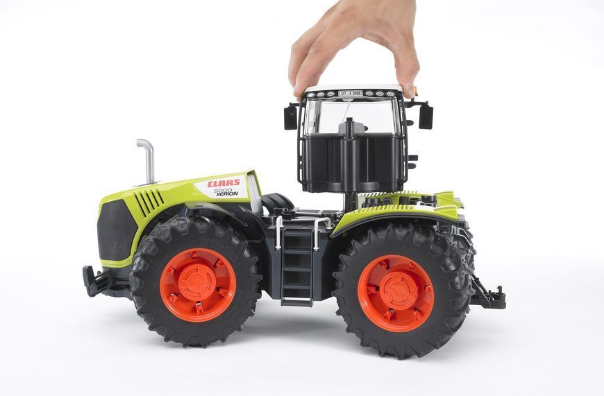 Игрушечный трактор "Claas Xerion 5000" 03015 фото