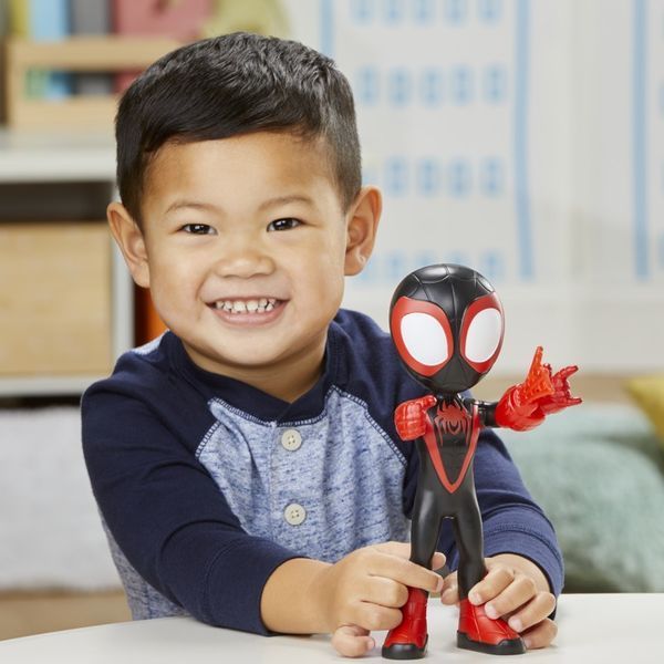 Фигурка Спайди и его замечательных друзей (F3988 SAF SUPERSIZED MILES MORALES) F3711-F3988 фото