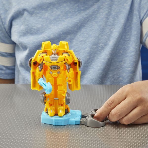 Трансформер Robot Battlers серії "Трансформери: Нове покоління": Бамблбі F9203-F9390 фото