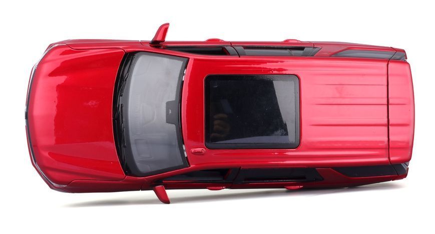 Автомодель в масштабі 1:24 - 2021 Chevy Tahoe червоний 31533 red фото