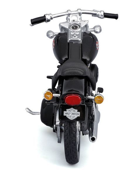 Мотоцикл іграшковий "Harley-Davidson Series 45", масштаб 1:18 (24913 HARLEY DAVIDSON ~ 1:18 2002 FXSTB NIGHT TRAIN - METALLIC BLACK) 39360-45-24913 фото